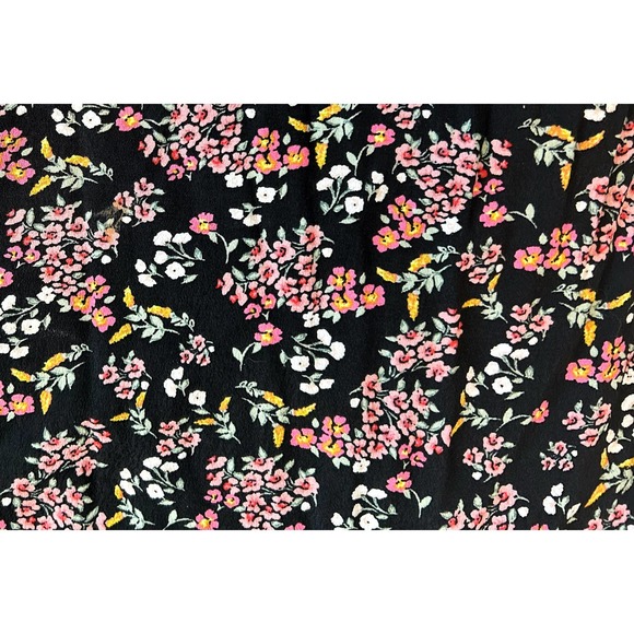 LOFT Black Floral Wrap Short Sleeve Romper Womens Size 4 - Picture 7 of 10